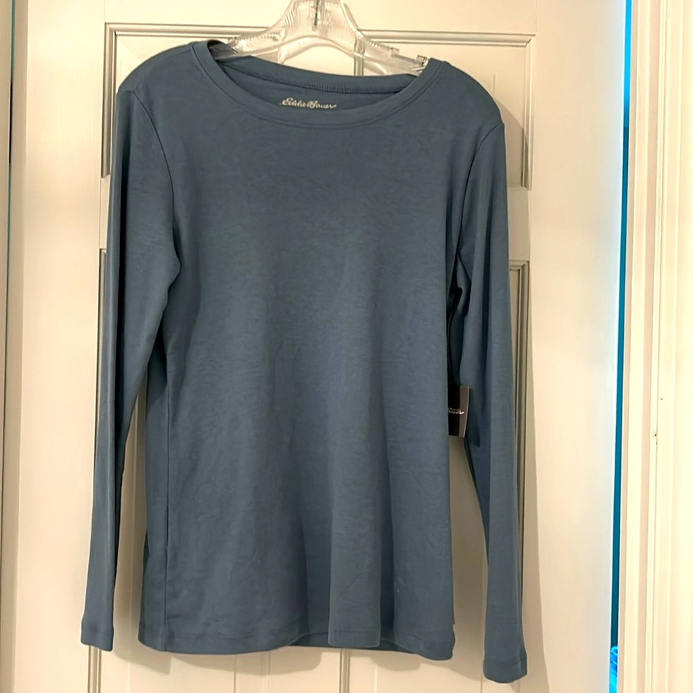 Women’s Eddie Bauer Blue Long Sleeve Tee   Size L.   NWT